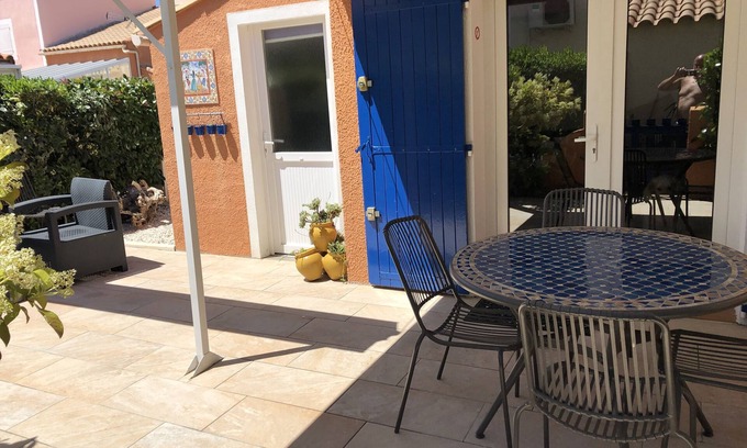 Sorede Cabin | Charming air-conditioned house in Sorède sleeps 4/6, 6 km from Argelès Sur Mer.