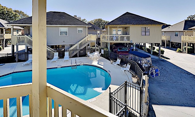 The Dunes Condo | Charming Beach Cottage | Steps to Sun & Sand | Guest Cottage 14