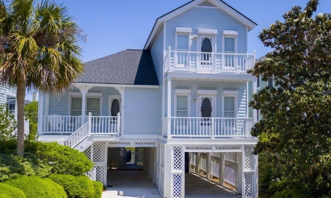 Isle of Palms Cottage | Charming Beach Cottage with Lagoon views in Wild Dunes, Pool & Beach Access - 18 Pelican