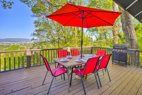 Missionary Ridge House | Charming Chattanooga Home with Downtown Views!