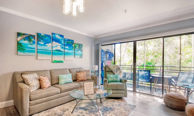 Myrtle Beach Condo | Charming condo with tennis, pickleball, pools, hot tub & steps to beach