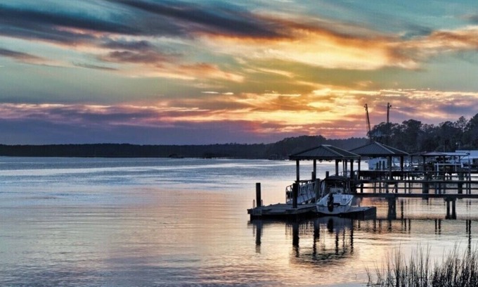 Bluffton Condo | Charming condo within walking distance of Historic Old Town Bluffton.