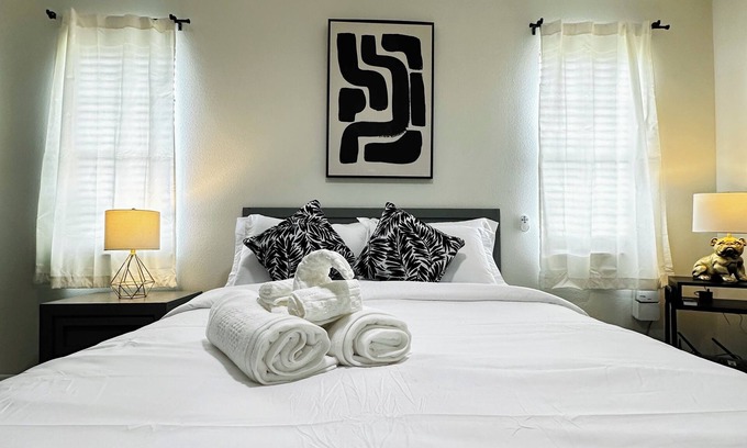 Spring Hill Apartment | Charming efficiency with WiFi and AC in Spring Hill