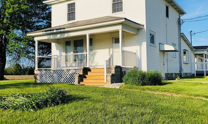 Galion Other | Charming Farmhouse 10 acres for Little Brown Jug near Delaware state park