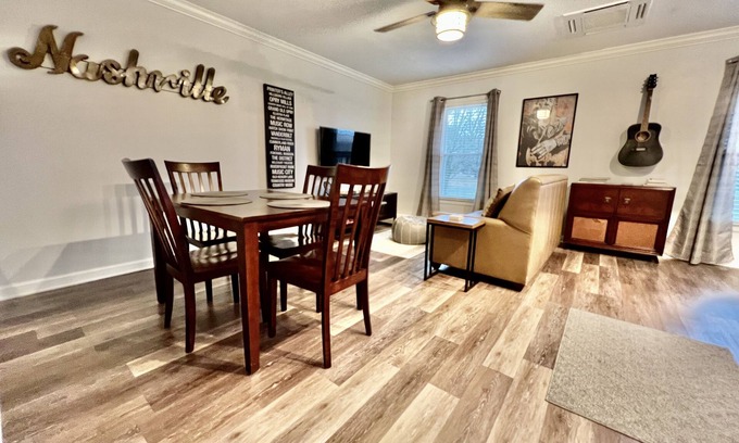 Franklin House | Charming Franklin Getaway - Private 1BR Suite Near I-65
