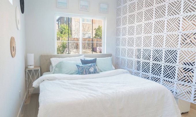 Livermore House | Charming Guest Suite for Two