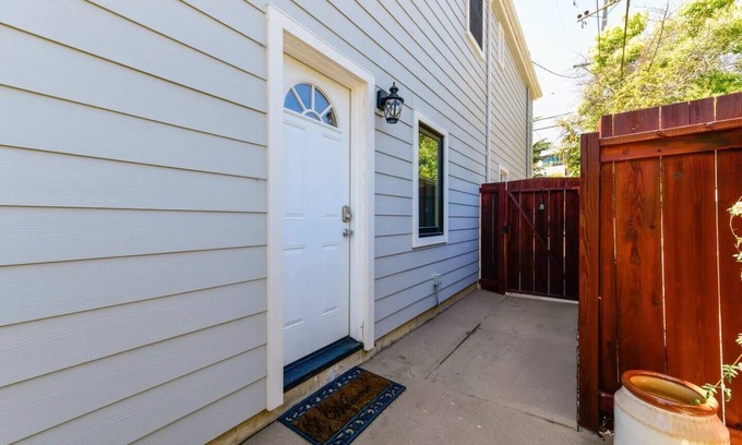 San Anselmo Apartment | Charming guesthouse in Marinnn