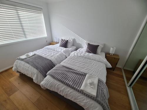 Castle Hill House | Charming Haven, peaceful stay