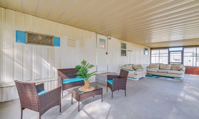 Hernando House | Charming Hernando Retreat w/Screened Patio!