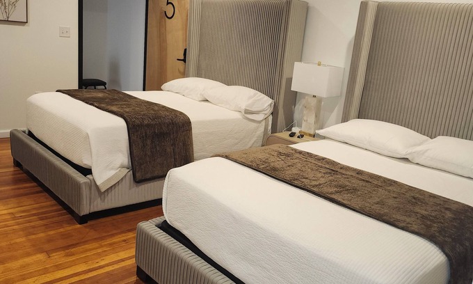 Corydon House | Charming Highland