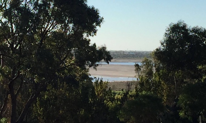 Baldivis Cottage | Charming Hilltop Cottage: Lake view with lots of garden around