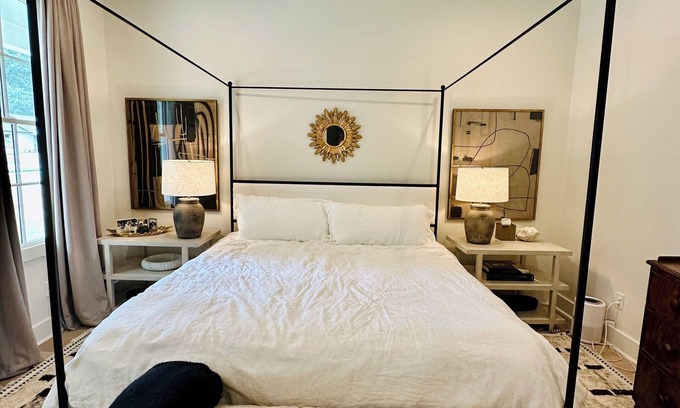 Oxford House | Charming House at The Lamar, 4 bed, 3 bath! NEW RENOVATION!