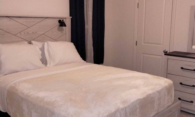 Centennial Hills House | Charming Luxury Room for rent King and Queen bed available