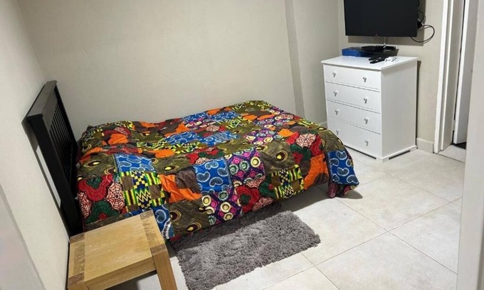 Lusaka Cottage | Charming Mango Cottage in Lusaka – Garden Views & Free WiFi