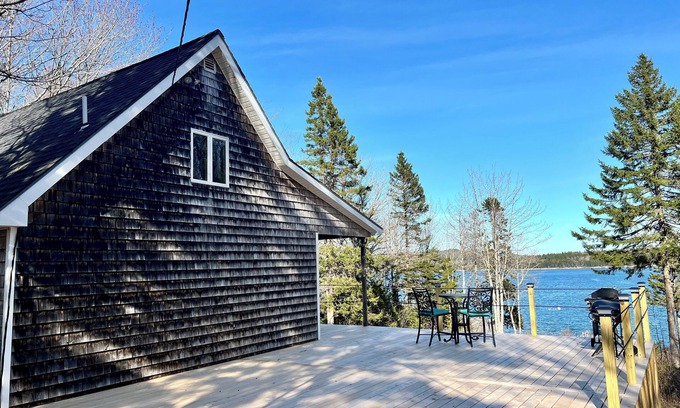 Steuben Cottage | Charming ocean view cottage with WiFi, AC in beautiful Steuben