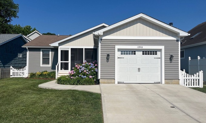Caine Woods House | Charming Renovated Home w/Private Outdoor Space