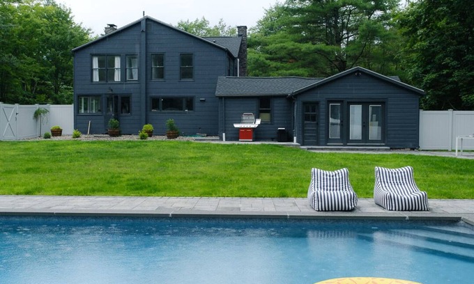 Saugerties House | Charming rustic home in the Hudson Valley. New Hot Tub! Close to Hunter/Windham