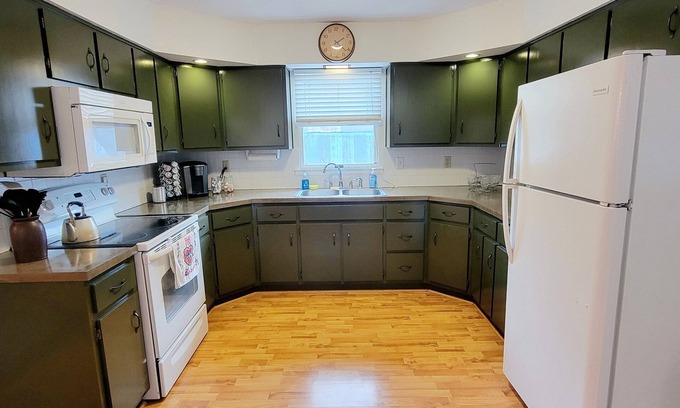 Maeystown House | Charming small town! Whole house