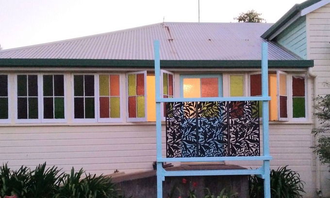 Yungaburra Cottage | Charming Spacious Open Plan Cottage with WiFi in Heart of Yungaburra Village