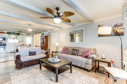 St. James House | Charming St James Home Near Maramec Spring Park!