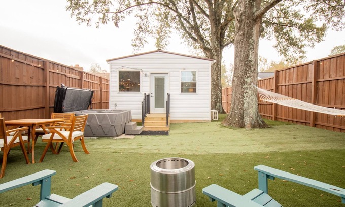 Taylors Apartment | Charming Studio in Taylors by Brick and Home