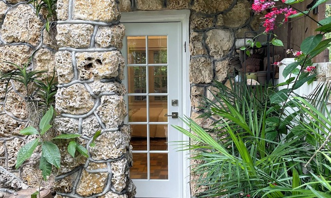 Southwest Coconut Grove Apartment | Charming studio with WiFi and AC in lovely Miami