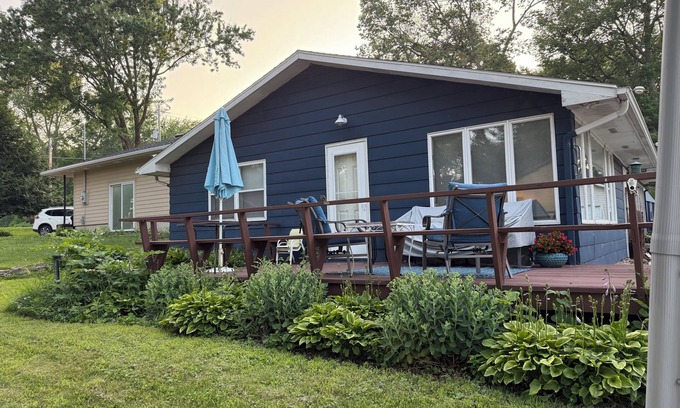 Clear Lake House | Charming updated house with lake view in Clear Lake.