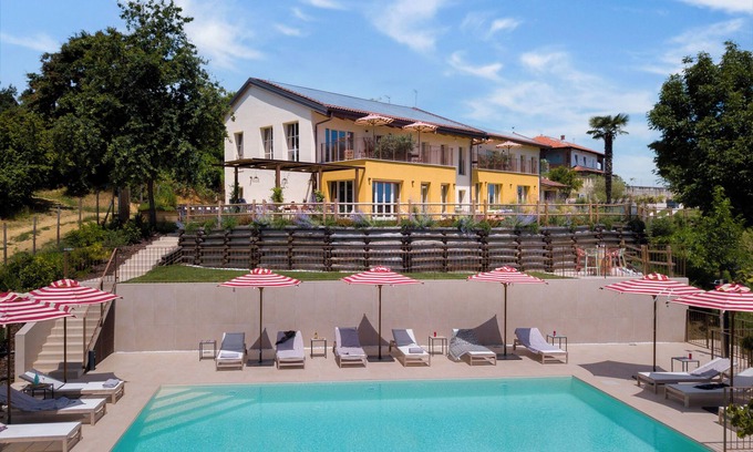 Monteu Roero Villa | Charming Villa for Groups Casa Gallo
