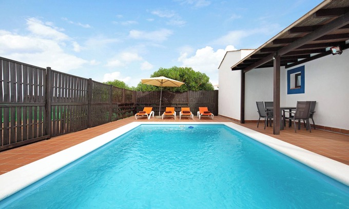 Villaverde Villa | Charming Villa "Susana" with Mountain View, Garden, Terrace & Pool