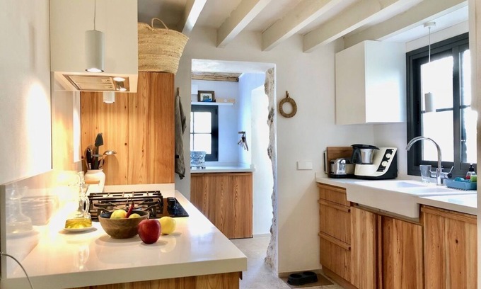 Genova House | CHARMING VILLAGE HOUSE WITH SWIMMING POOL