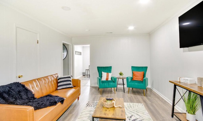 West Columbia House | Charming West Columbia Getaway - Near Downtown!