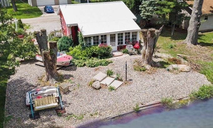 Westler Lake Cottage | Charming, Whimsical. ,2-bedroom cottage On Chain of Lakes.