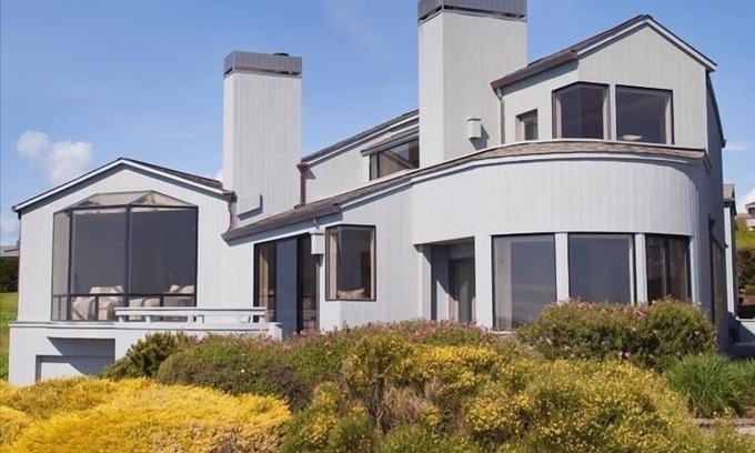 Bodega Bay House | 'Chateau Relax-O' Oceanfront,Closest to sand,Sweeping Views,Free Night Offer.