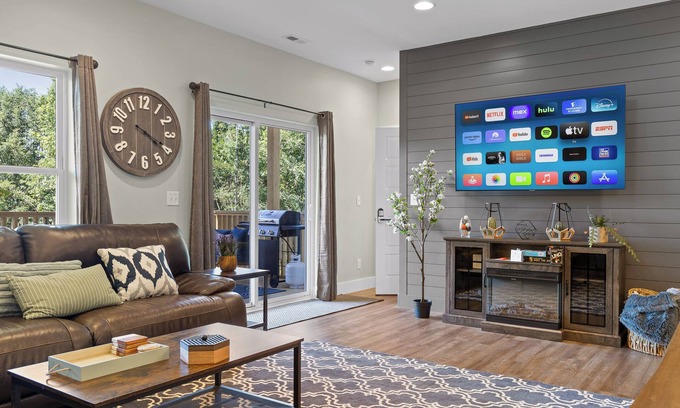 Rossville Apartment | Chatt Vistas-2bd2ba- HotTub - Lux Shower - Patio - Sleeps 6+