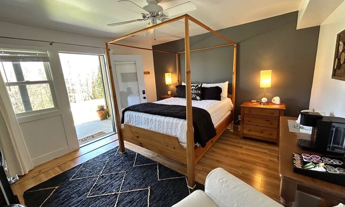 Scaly Mountain Apartment | Chattooga in the Lodge | Park View | Pvt. Balcony