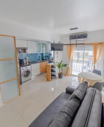 Mar del Plata Apartment | Check and Home - Luro - Monoambiente a Estrenar en el Centro con Balcón a la Calle