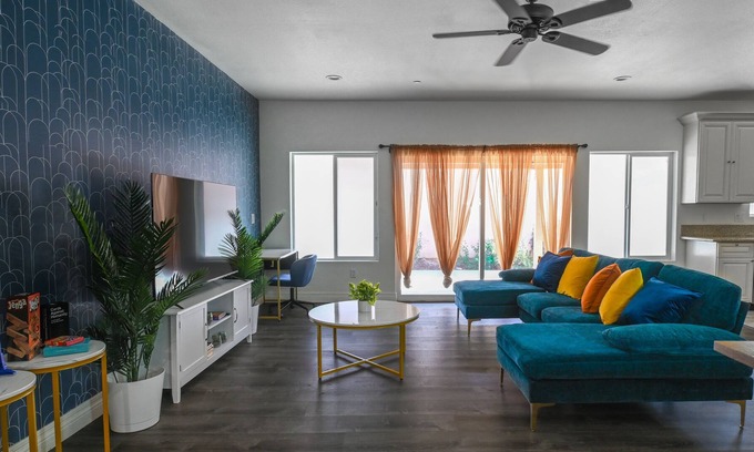 Eastside House | Cheerful 4 Bedroom Home Near Downtown With Fun Arcade and Game Room, Board Games