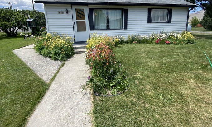 Melrose House | Cheerful Home With Fenced in Yard, Parking, and a View!