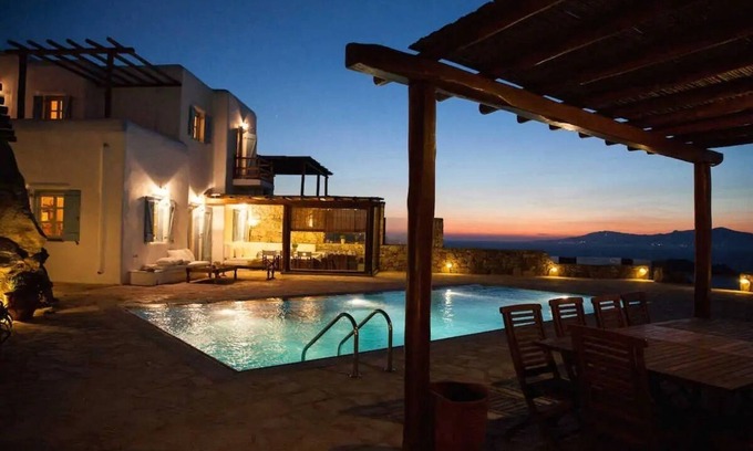 Ano Mera Villa | Chef included by Fantasia Villas: Villa Vento 7 bedrooms