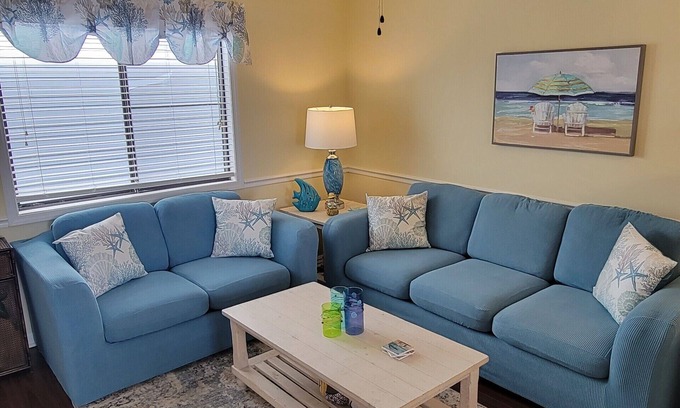 North Myrtle Beach House | Cherry Grove 2 bedroom townhouse directly across the street from ocean