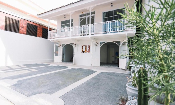 Chanthaburi Hotel | Chertel Poshtel