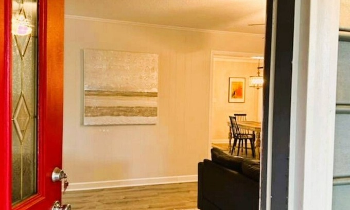 Southern Pines Cottage | Chestnut and Bay - perfect for equine and golf events - ask about discount