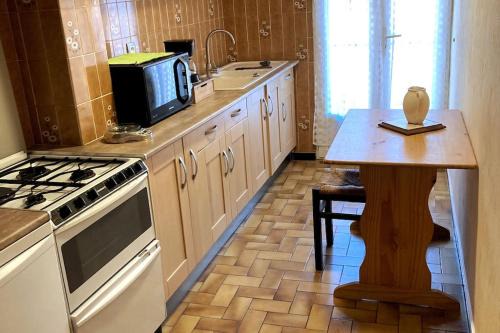 Arles-sur-Tech Apartment | Chez FERNAND-Vues sur les montagnes