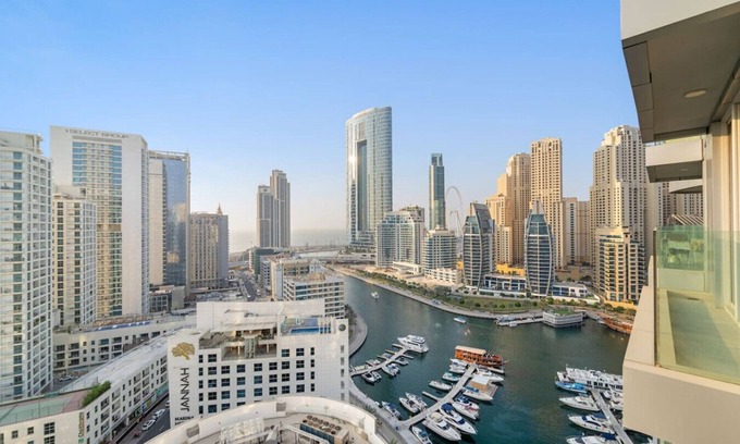 Jabal Ali 2 Apartment | Chic 1BR Stay in Dubai Marina | Modern Unit Near Mall, Pool, Gym & Waterfront