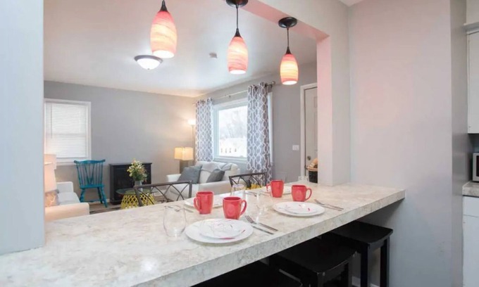 Benson House | 🥰 Chic, Spacious home in Historic Benson 🥰