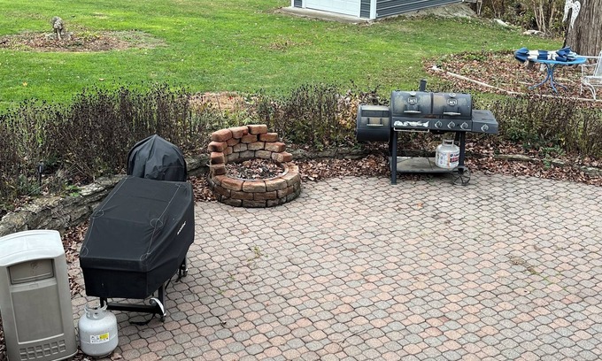 Highview Apartment | Chic studio in terrific Louisville with AC, WiFi