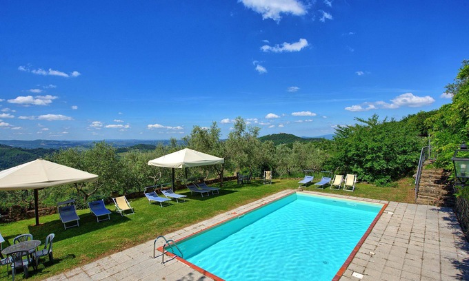 Greve in Chianti Apartment | Chiesa - Apartment with swimming pool