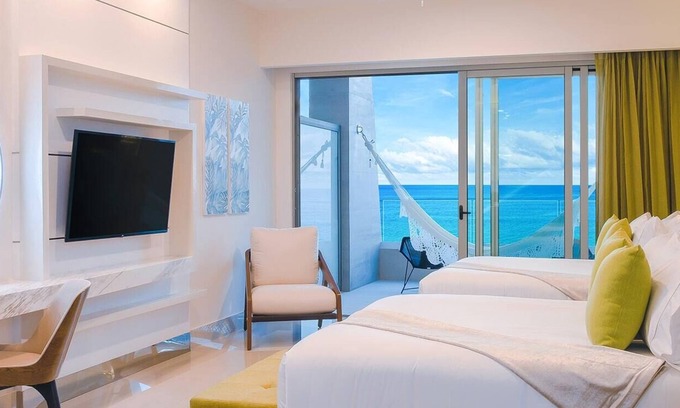 Puerto Juarez Resort | CHRISTMAS WEEK Indulge in Opulent Bliss: Exclusive High End: Garza Blanca Cancun