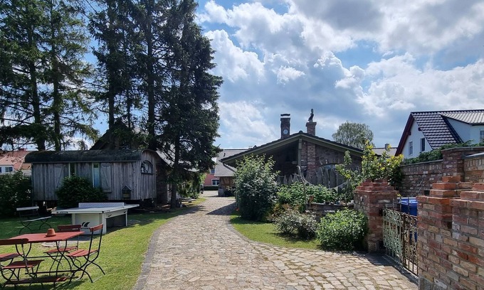 Zempin Cabin | Circus wagon - Am Rieck - "circus wagon"