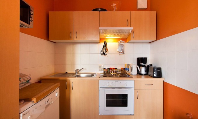 Friedrichshain Apartment | city ALEX & top view